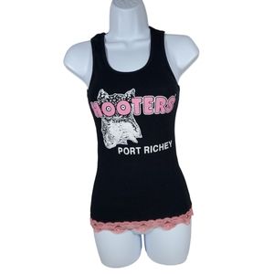 Hooters very rare vintage pink lace ribbed tank top